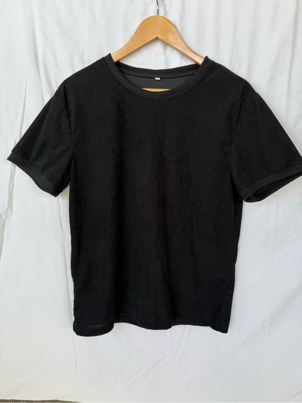 Classic Black Crew Neck Men’s Ribbed T-Shirt